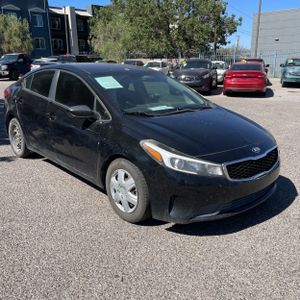 صورة مصغرة 12 لـ 2018 KIA FORTE LX
