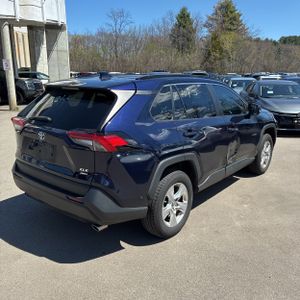 TOYOTA RAV4 - 8