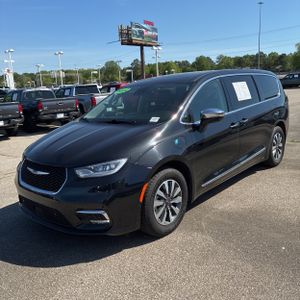 CHRYSLER PACIFICA HYBRID LIMITED - 1