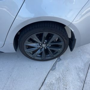2025 Toyota COROLLA SE 缩略图 18