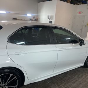 صورة مصغرة 11 لـ 2018 Toyota CAMRY HYBRID SE