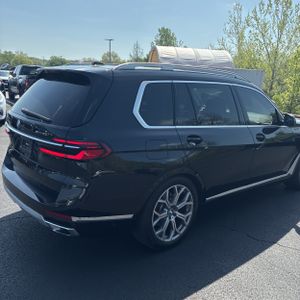 BMW X7 XDRIVE40I - 9