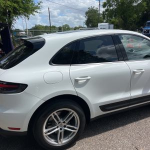 PORSCHE MACAN - 9