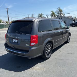 DODGE GRAND CARAVAN GT - 8
