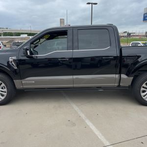 FORD F-150 KING RANCH - 3