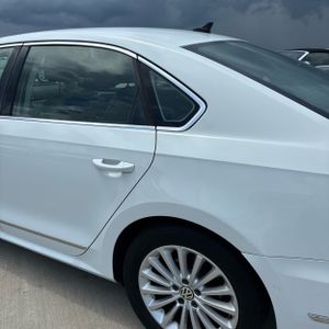 2016 Volkswagen PASSAT 1.8T SE — фото 6