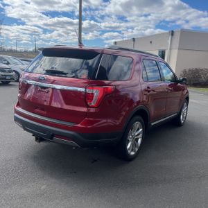 FORD EXPLORER XLT - 8