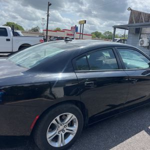 DODGE CHARGER SXT - 9