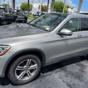 MERCEDES-BENZ GLC - 2