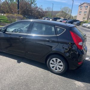 HYUNDAI ACCENT SE - 6