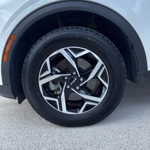 2023 KIA SPORTAGE LX — миниатюра 17