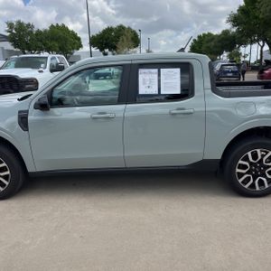 FORD MAVERICK LARIAT - 4