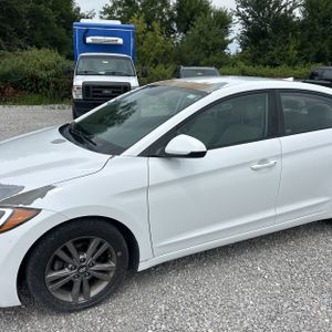 صورة 2 لـ 2018 Hyundai ELANTRA SEL