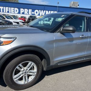 FORD EXPLORER XLT - 2