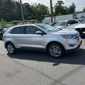 FORD EDGE SEL - 10