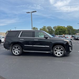 2015 Cadillac ESCALADE LUXURY — фото 10