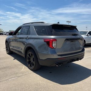 FORD EXPLORER ST - 5