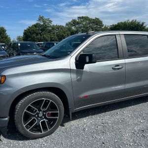 2020 Chevrolet SILVERADO 1500 RST 照片 2