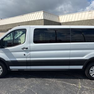 FORD TRANSIT-350 PASSENGER V. XLT - 4