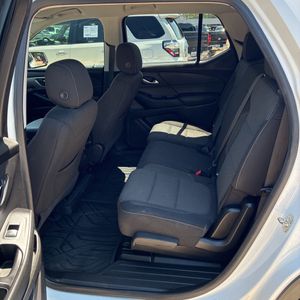 2019 Chevrolet TRAVERSE LS — миниатюра 33