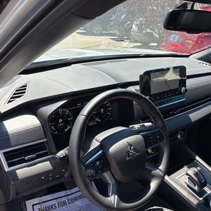 صورة مصغرة 37 لـ 2025 Mitsubishi OUTLANDER PHEV SEL BLACK EDITION