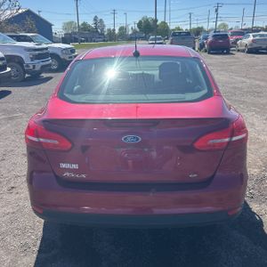 FORD FOCUS SE - 7