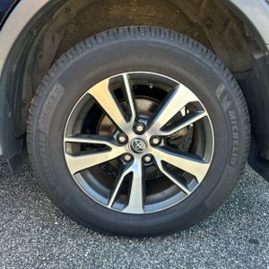 2016 Toyota RAV4 XLE 照片 18