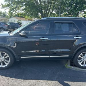 FORD EXPLORER LIMITED - 4