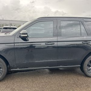 LINCOLN NAVIGATOR RESERVE - 4