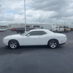 DODGE CHALLENGER SXT - 3