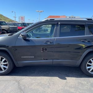 JEEP CHEROKEE LIMITED - 4