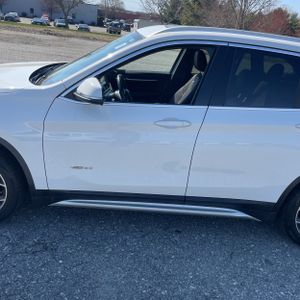 BMW X1 XDRIVE28I - 4