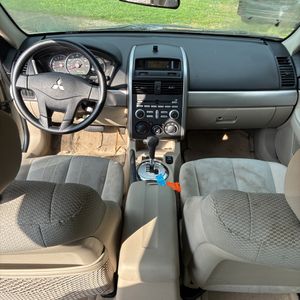 صورة مصغرة 36 لـ 2007 Mitsubishi GALANT ES
