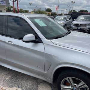 BMW X5 XDRIVE35I - 7