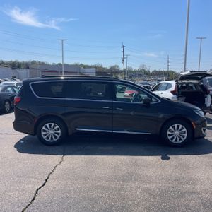 CHRYSLER PACIFICA TOURING-L - 10