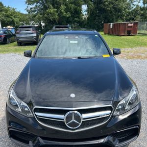 صورة 15 لـ 2016 Mercedes-BENZ E-CLASS AMG