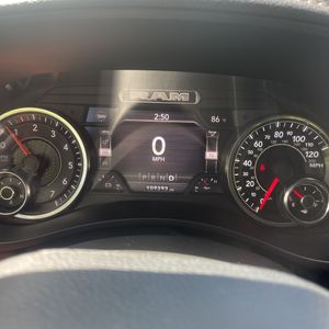 صورة مصغرة 40 لـ 2020 RAM 2500 LARAMIE