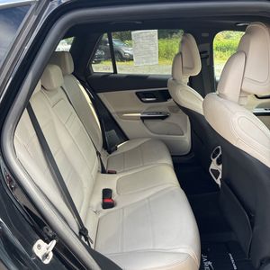 2024 Mercedes-BENZ GLC — миниатюра 35