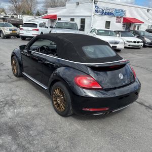 VOLKSWAGEN BEETLE CONVERTIBLE 1.8T S - 5