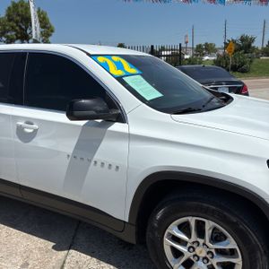 صورة مصغرة 13 لـ 2022 Chevrolet TRAVERSE LS