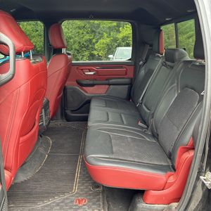 صورة 38 لـ 2019 RAM 1500 REBEL