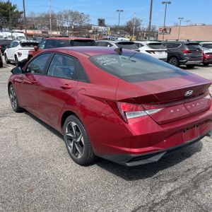 HYUNDAI ELANTRA SEL - 5