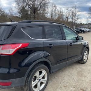 FORD ESCAPE SE - 9