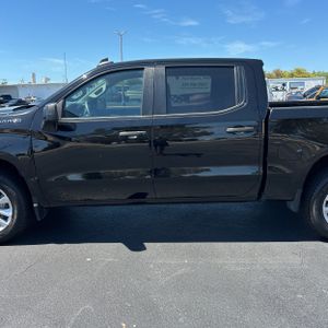 CHEVROLET SILVERADO 1500 CUSTOM - 4