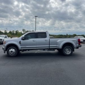 صورة 3 لـ 2020 FORD F-450 XLT