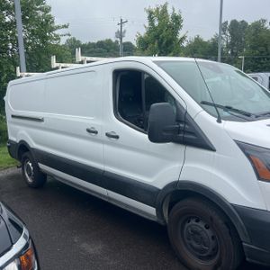 FORD TRANSIT 150 - 10