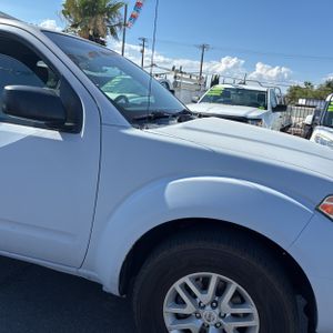 صورة مصغرة 13 لـ 2018 Nissan FRONTIER SV