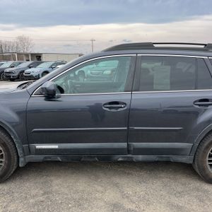 SUBARU OUTBACK 3.6R LIMITED - 4