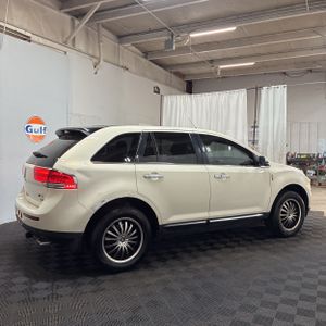 صورة 10 لـ 2012 Lincoln MKX