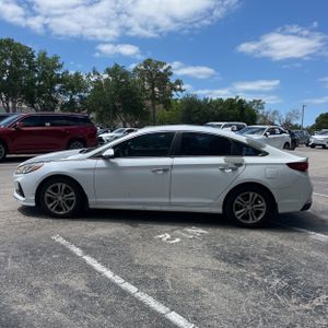 HYUNDAI SONATA SEL - 3